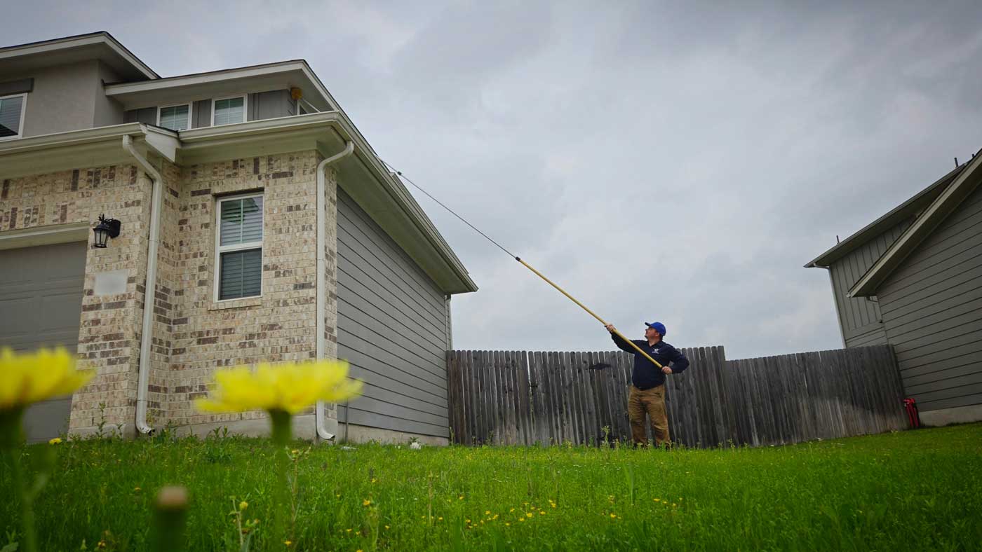 Wasp control for tall eaves in Buda, Kyle and San Marcos TX